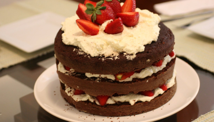 Bolo de Morango com Chantilly – Cozinha Mundo